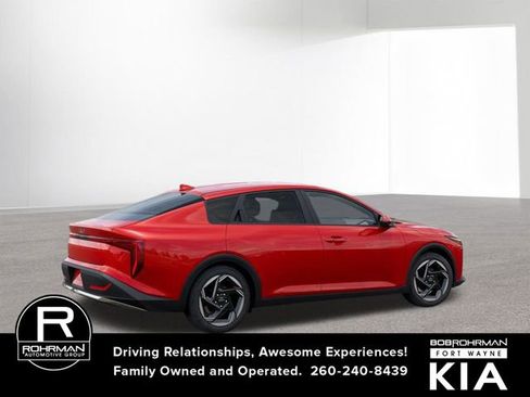 New 2026 Kia K4 EX image 6