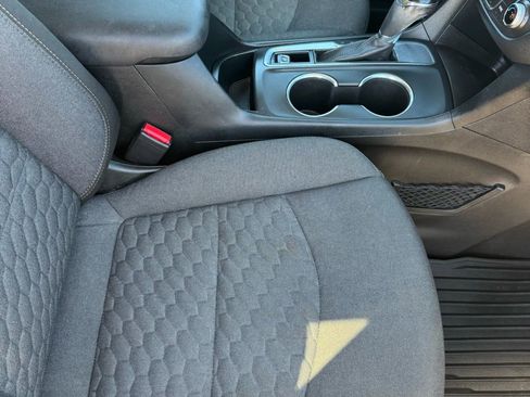 Used 2018 Chevrolet Equinox LT FWD image 39