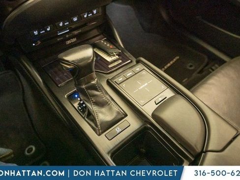 Used 2019 Lexus ES 350 Ultra Luxury image 13