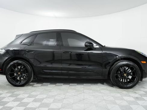 Used 2024 Porsche Macan GTS image 8