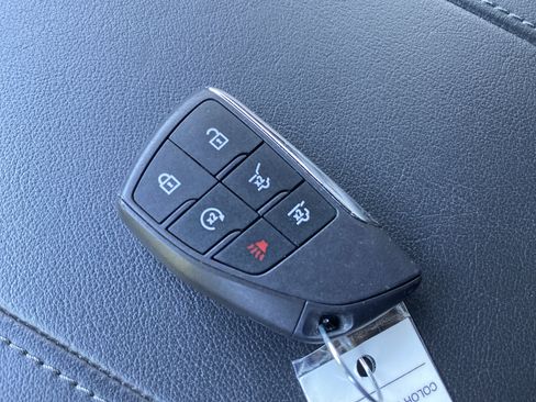 Used 2025 Chevrolet Tahoe LT AWD/4WD image 39