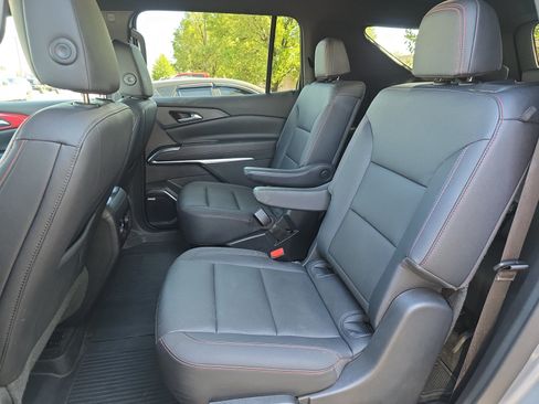 Used 2024 Chevrolet Traverse Z71 w/ Enhanced Driving Package AWD/4WD image 27