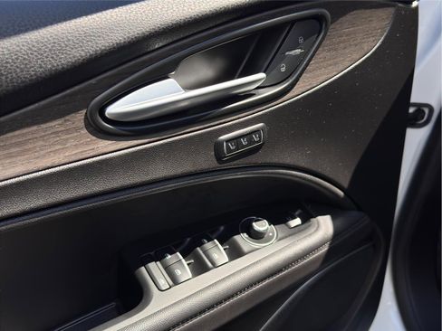 Used 2022 Alfa Romeo Stelvio Ti image 6