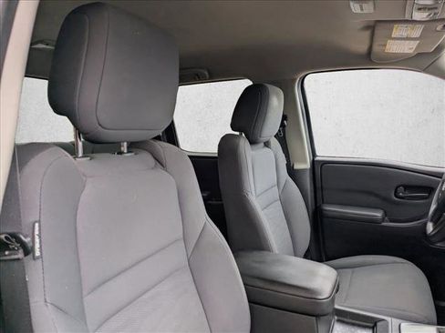 Used 2022 Nissan Frontier S w/ Technology Package image 19