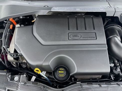 New 2026 Land Rover Discovery Sport Landmark AWD/4WD image 31
