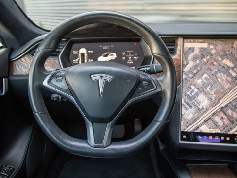 Used 2018 Tesla Model S 100D AWD/4WD image 12