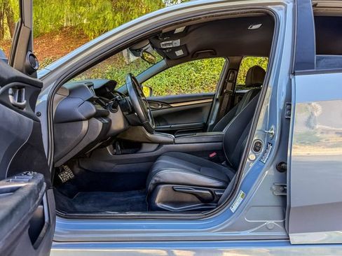 Used 2021 Honda Civic Sport image 24