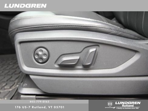 Used 2021 Audi Q5 2.0T Premium w/ Convenience Package image 12