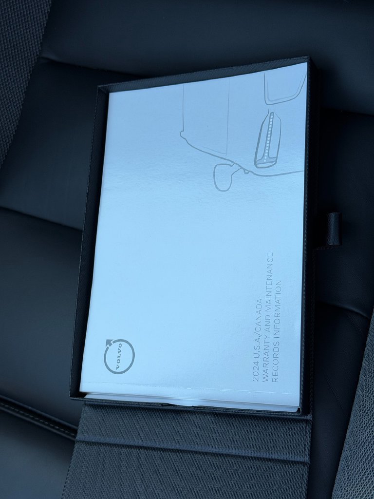 Certified 2024 Volvo XC60 T8 Polestar AWD/4WD image 9