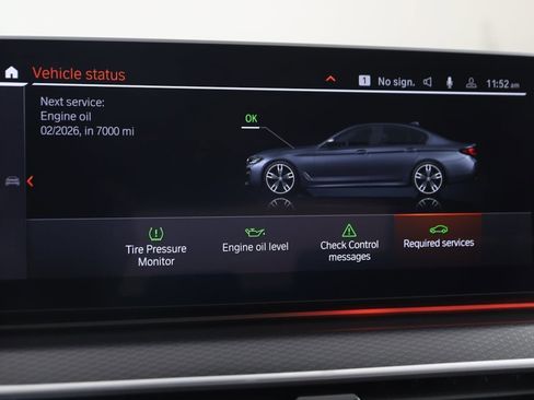 Used 2023 BMW M550i xDrive image 41