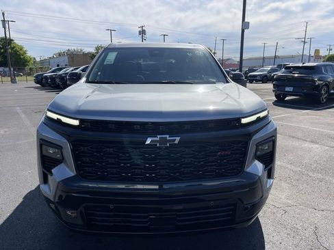 New 2026 Chevrolet Traverse RS image 2