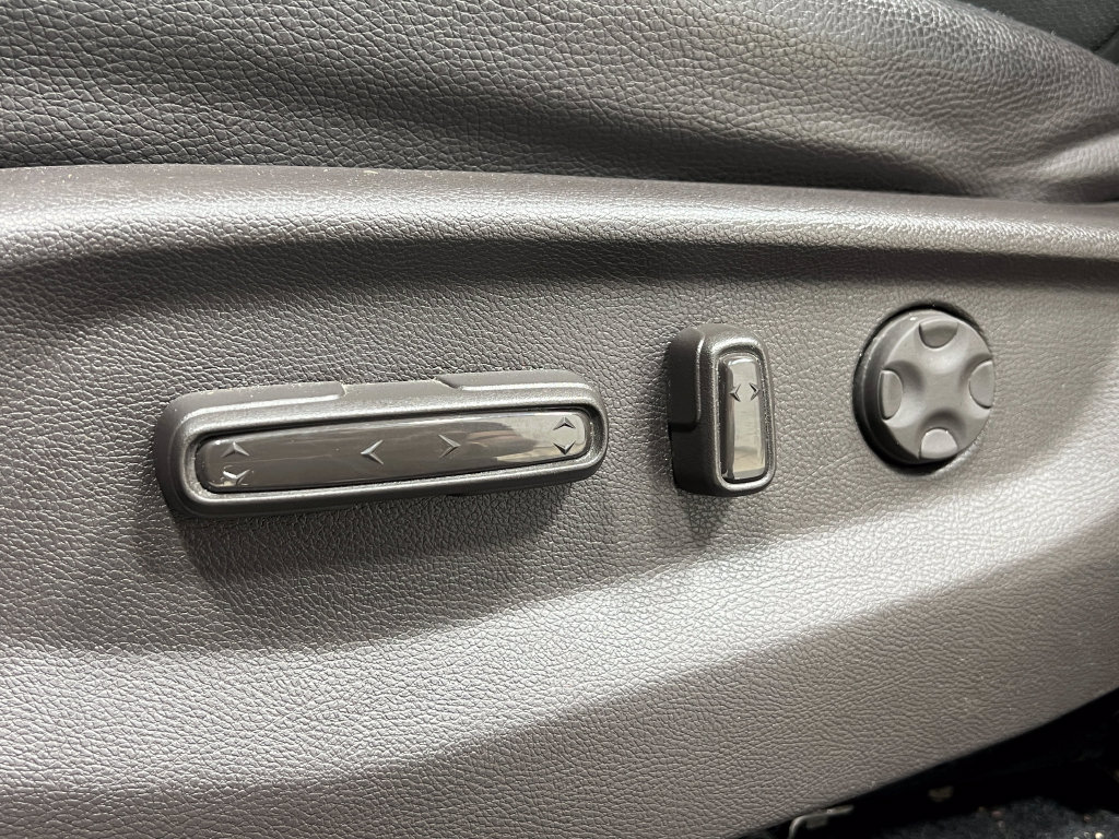 Used 2018 Honda Odyssey Elite image 19