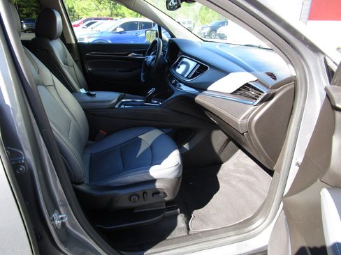 Used 2021 Buick Enclave Essence w/ Trailering Package, 5000 lbs. image 26