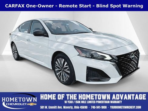 Used 2024 Nissan Altima 2.5 SV FWD image 1