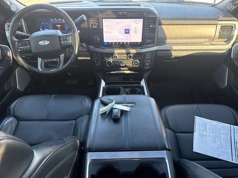Used 2025 Ford F250 Platinum AWD/4WD image 10