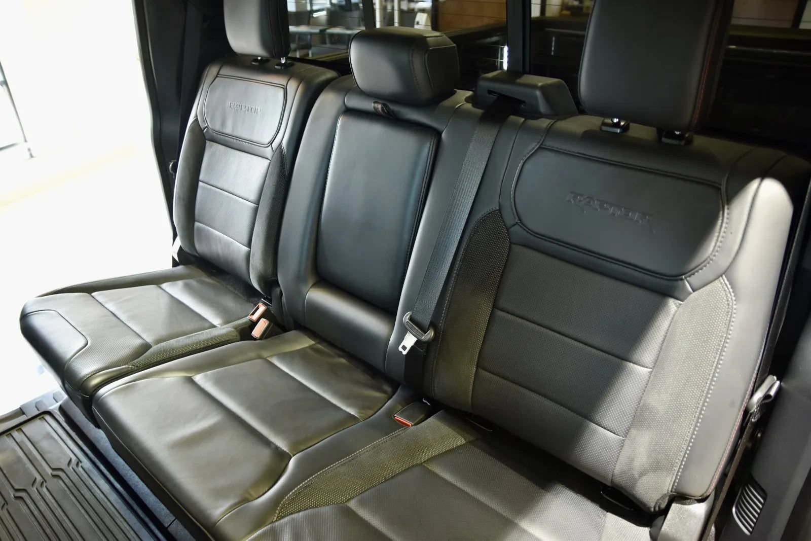 Used 2024 Ford F150 Raptor AWD/4WD image 24