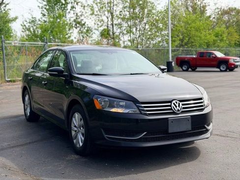 Used 2014 Volkswagen Passat 1.8T Wolfsburg Edition FWD image 2