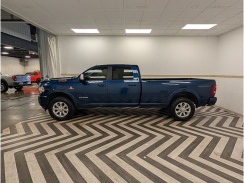 Used 2019 RAM 3500 Laramie AWD/4WD image 3