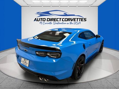 Used 2023 Chevrolet Camaro SS RWD image 8