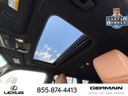 Used 2024 Lexus GX 550 w/ Cold Area Package image 21