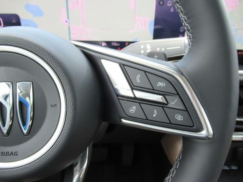 Used 2025 Buick Envision Preferred AWD/4WD image 24