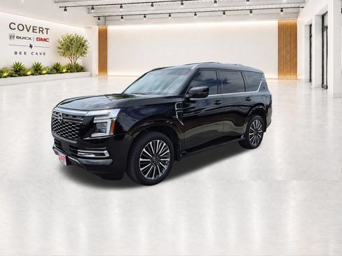 Used 2025 Nissan Armada Platinum Reserve AWD/4WD image 4