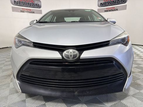 Used 2017 Toyota Corolla LE image 8