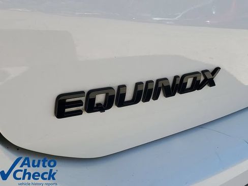 Used 2023 Chevrolet Equinox LS w/ Midnight Edition FWD image 9