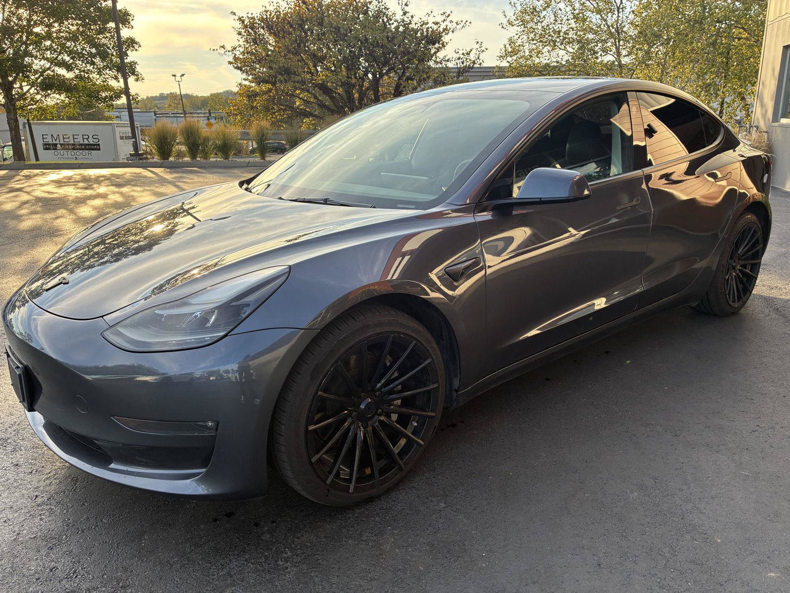 Used 2023 Tesla Model 3 Long Range AWD/4WD image 5