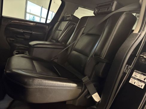 Used 2012 Nissan Armada Platinum AWD/4WD image 29