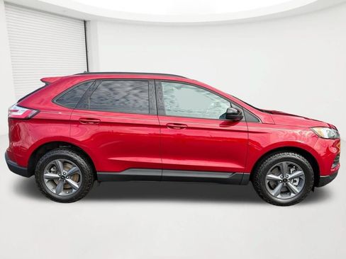 Used 2023 Ford Edge SEL w/ Sport Appearance Package AWD/4WD image 4