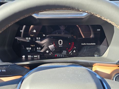 New 2025 GMC Canyon AT4 w/ Nightfall Edition image 19