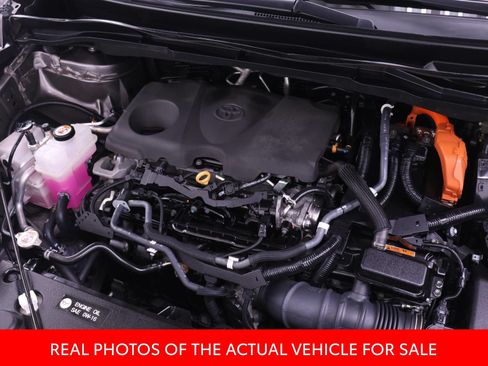 Certified 2022 Toyota Sienna XLE AWD/4WD image 17