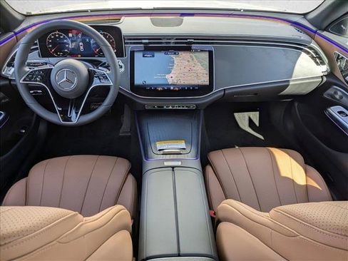 New 2026 Mercedes-Benz E 350 4MATIC Sedan image 15