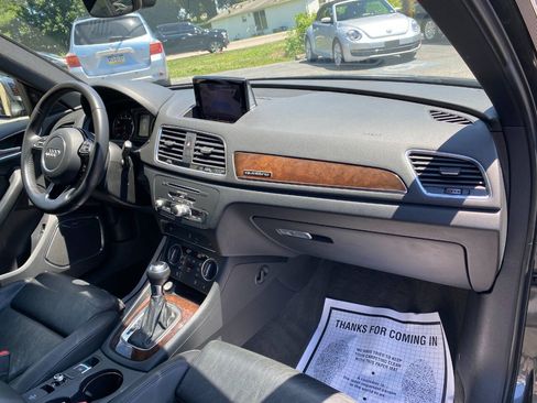 Used 2018 Audi Q3 2.0T Premium Plus w/ Premium Plus Package AWD/4WD image 31
