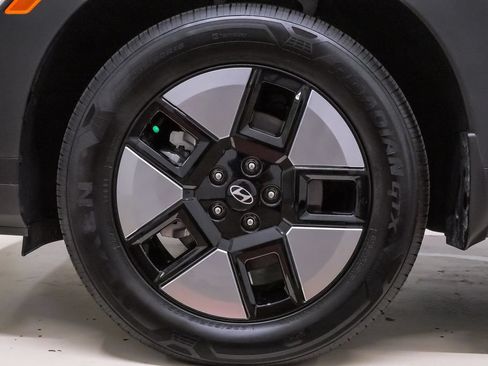 Certified 2026 Hyundai Santa Fe SEL FWD image 35