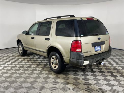 Used 2004 Ford Explorer XLS image 14