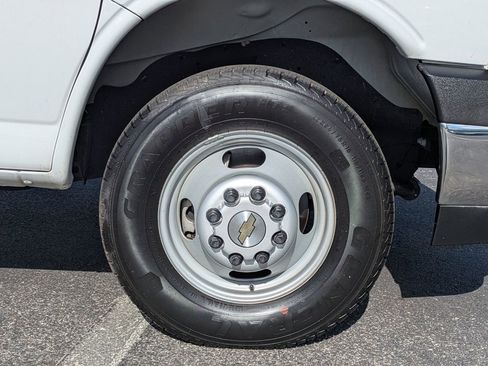 Used 2023 Chevrolet Express 3500 w/ Power Convenience Package image 11