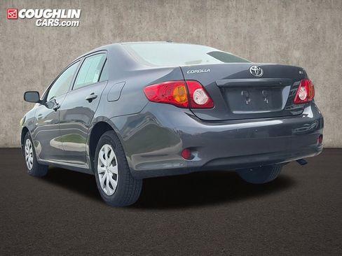 Used 2010 Toyota Corolla FWD image 5