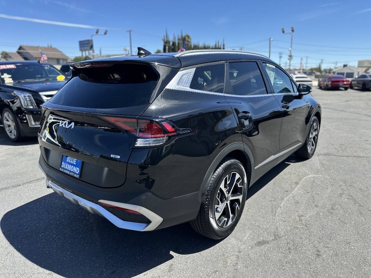 Used 2023 Kia Sportage EX AWD/4WD image 4