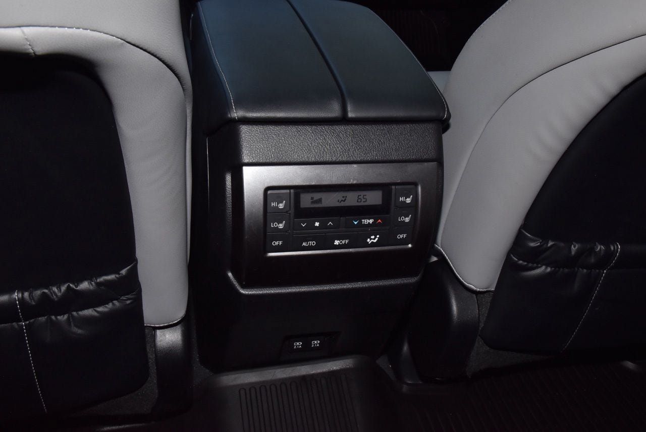 Used 2023 Lexus GX 460 w/ Black Line Special Edition AWD/4WD image 19