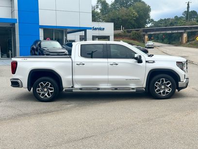 Used 2024 GMC Sierra 1500 SLT w/ SLT Premium Plus Package
