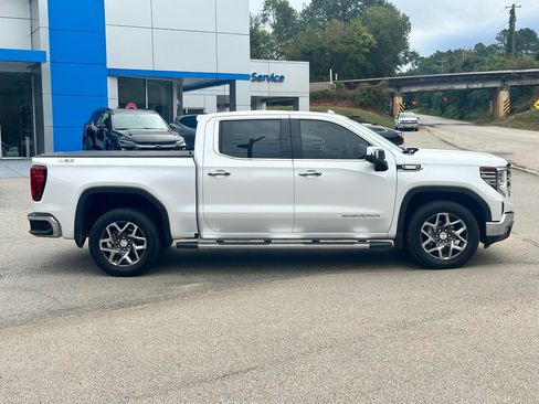 Used 2024 GMC Sierra 1500 SLT w/ SLT Premium Plus Package image 2