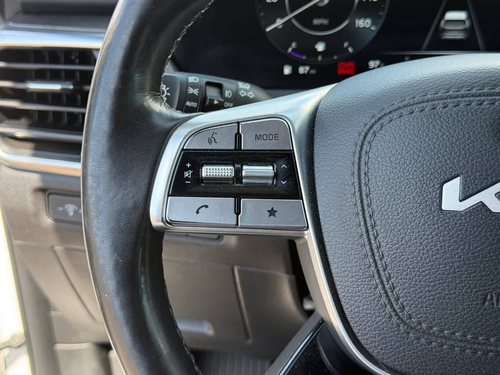 Used 2023 Kia Telluride SX Prestige X-Pro AWD/4WD image 18
