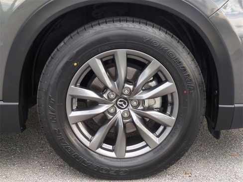 Used 2020 MAZDA CX-9 Touring w/ Touring Premium Package image 11