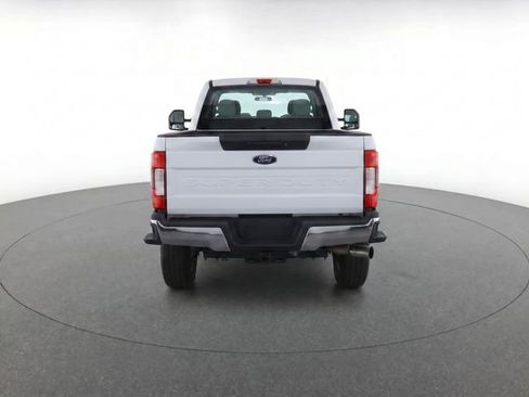 Used 2024 Ford F350 XLT AWD/4WD image 7