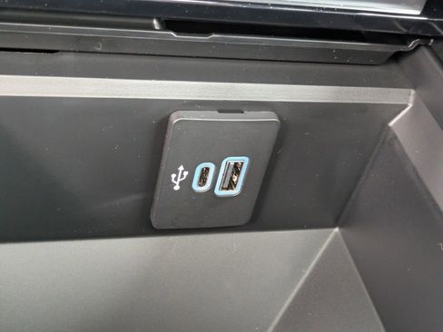 New 2026 Ford F150 Platinum w/ Equipment Group 700A Standard image 24