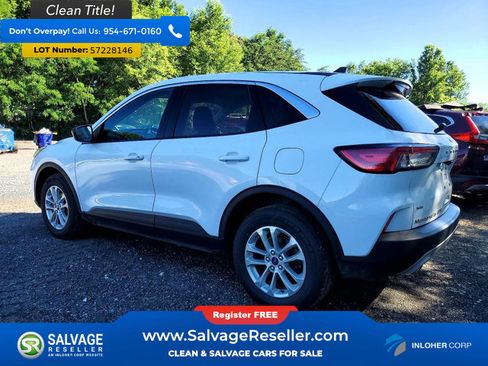 Used 2022 Ford Escape SE AWD/4WD image 3