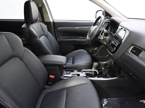 Used 2019 Mitsubishi Outlander GT AWD/4WD image 14