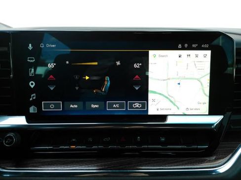 Used 2025 Chevrolet Silverado 1500 LT RWD image 43
